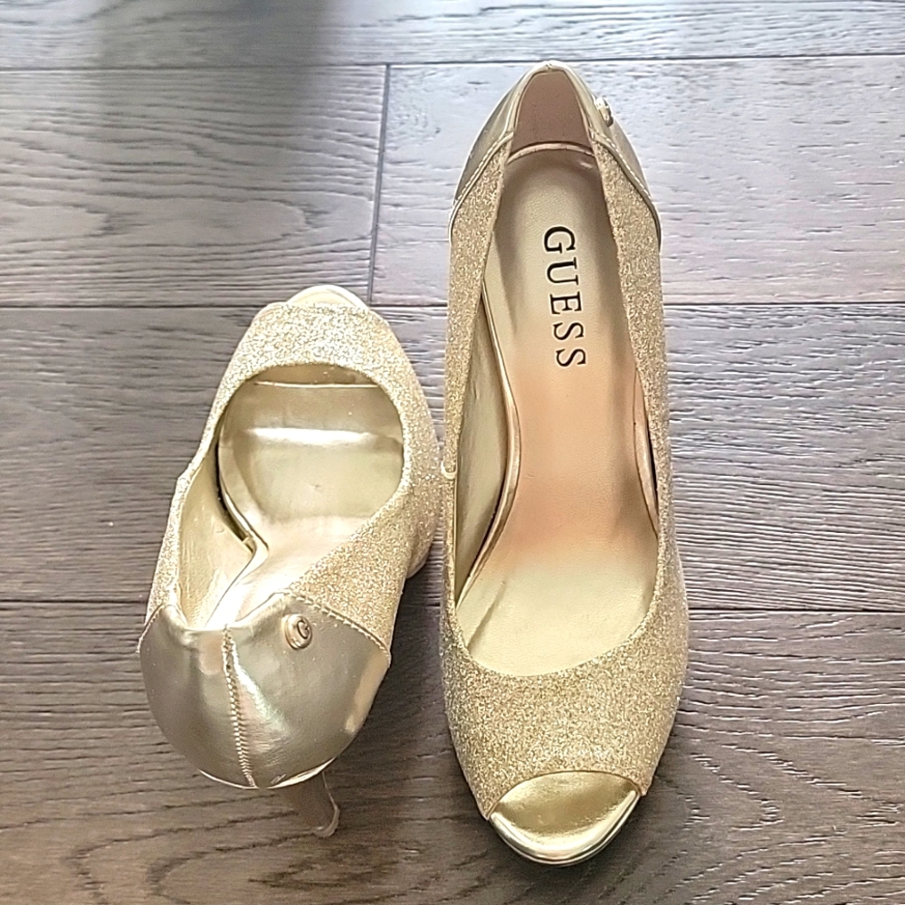 Guess Gold Glitter Peep Toe Heels- Size 5.5